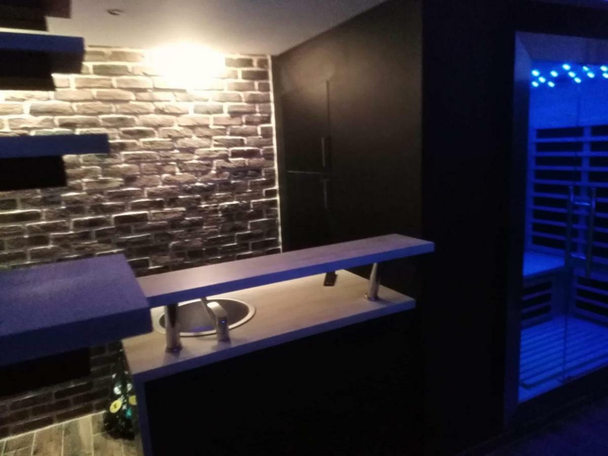 Magnifique Loft Avec Jacuzzi Et Sauna Privatif Ferriere-la-Grande المظهر الخارجي الصورة